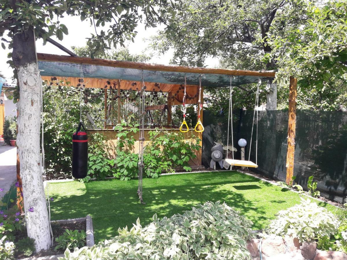 Olga Guest House Cholpon-Ata Εξωτερικό φωτογραφία